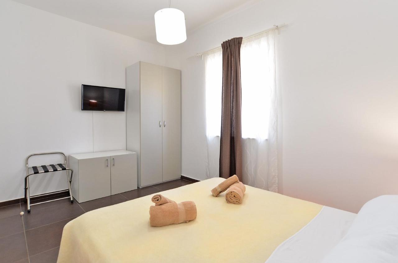 Villa 1519 photo