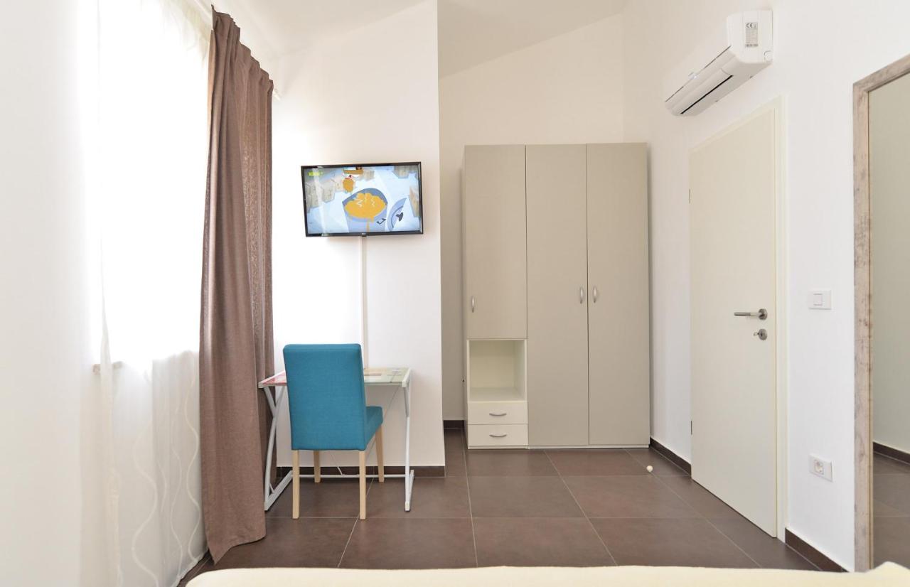 Villa 1519 photo