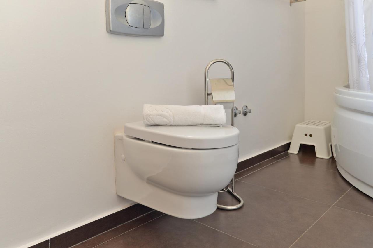 Villa 1519 photo