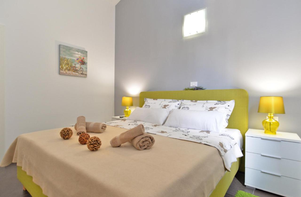 Villa 1519 photo