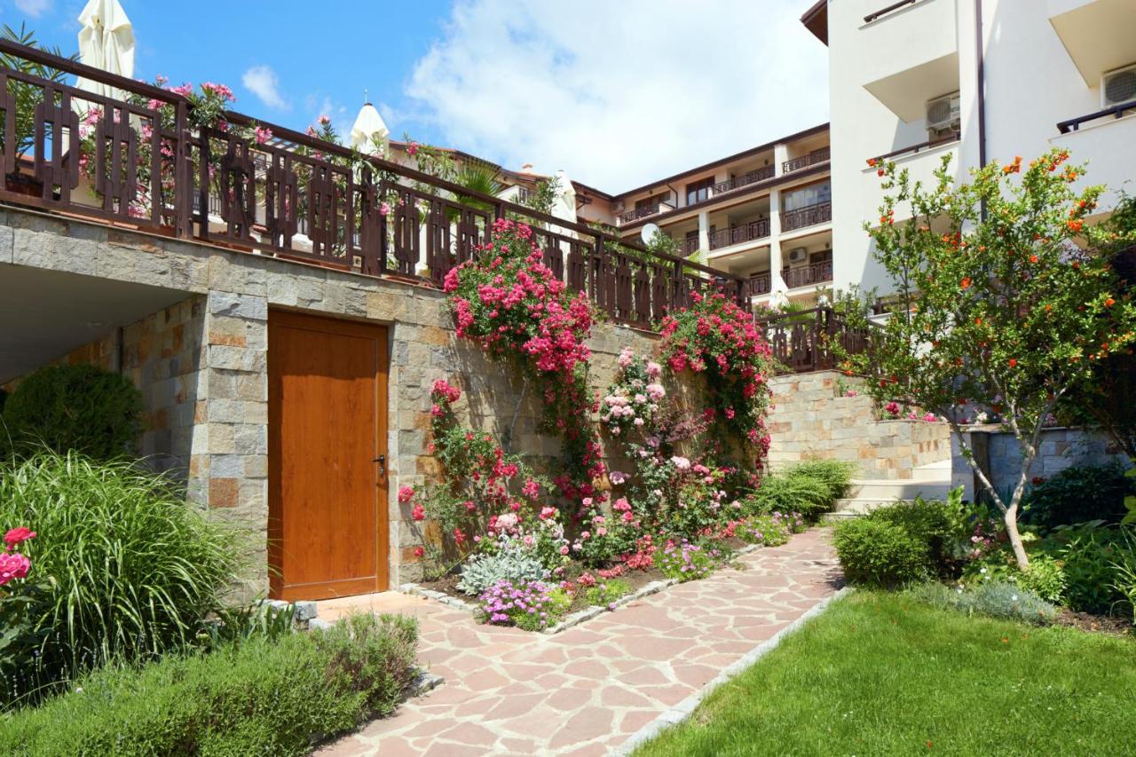Relax Holiday Complex & Spa photo