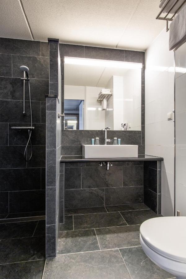 Best Western Plus Amsterdam Airport Hotel - 3