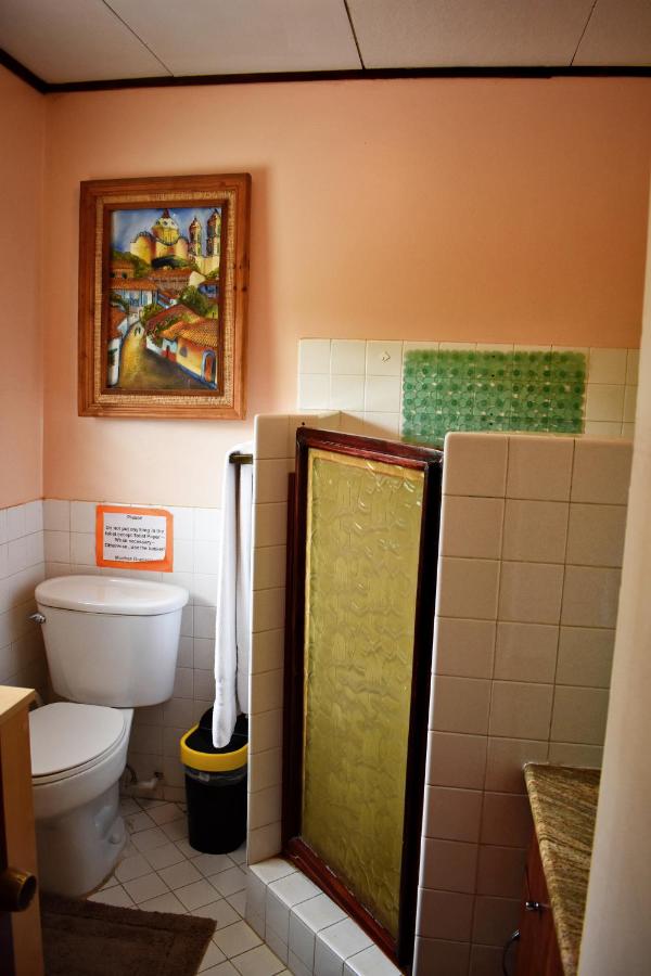 Cariari Bed & Breakfast photo