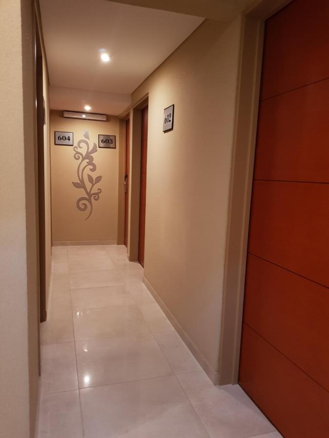 Up Recoleta Hotel - 2