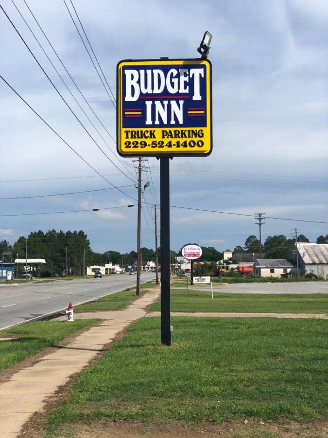 Budget Inn — photo 9