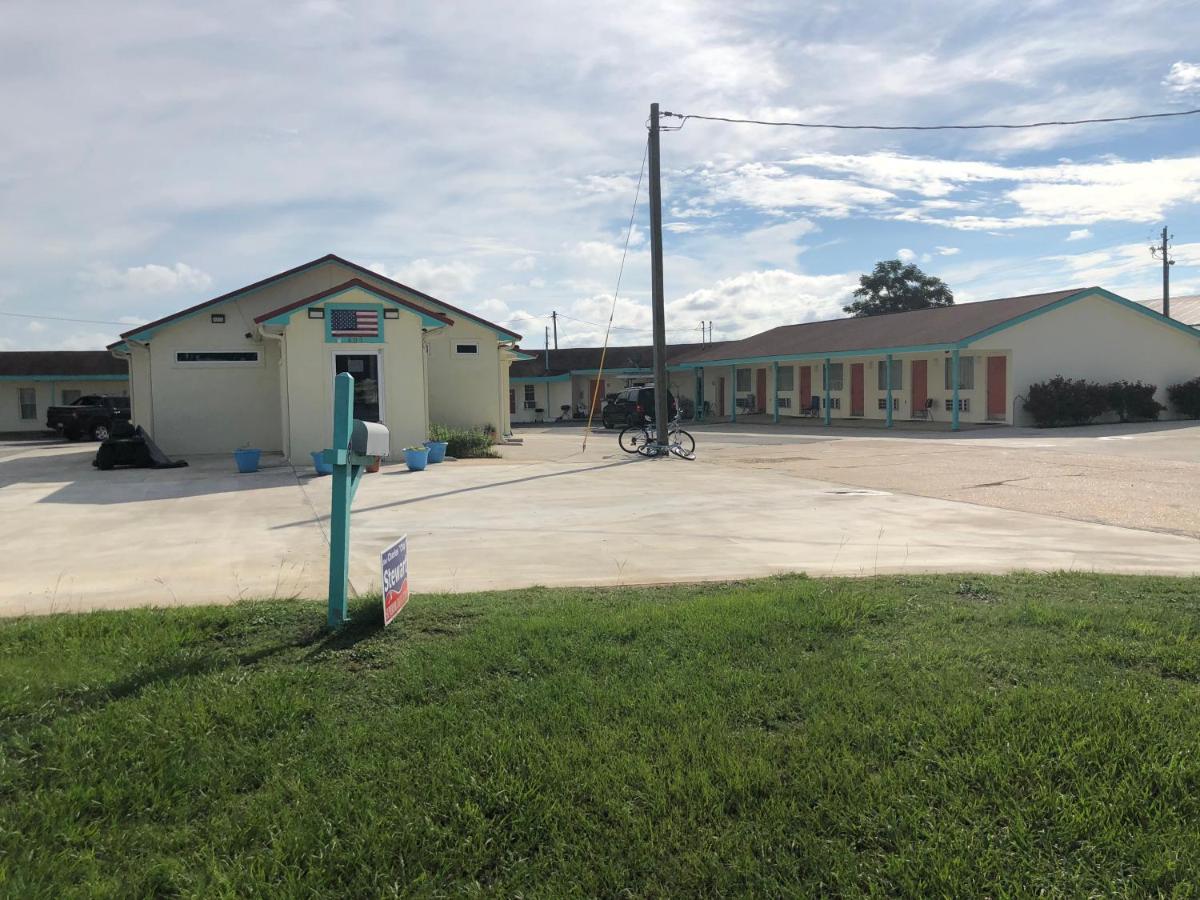 Budget Inn — photo 5