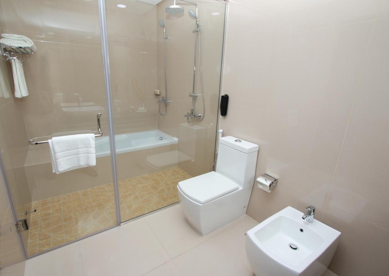 Park Regis Lotus Hotel photo