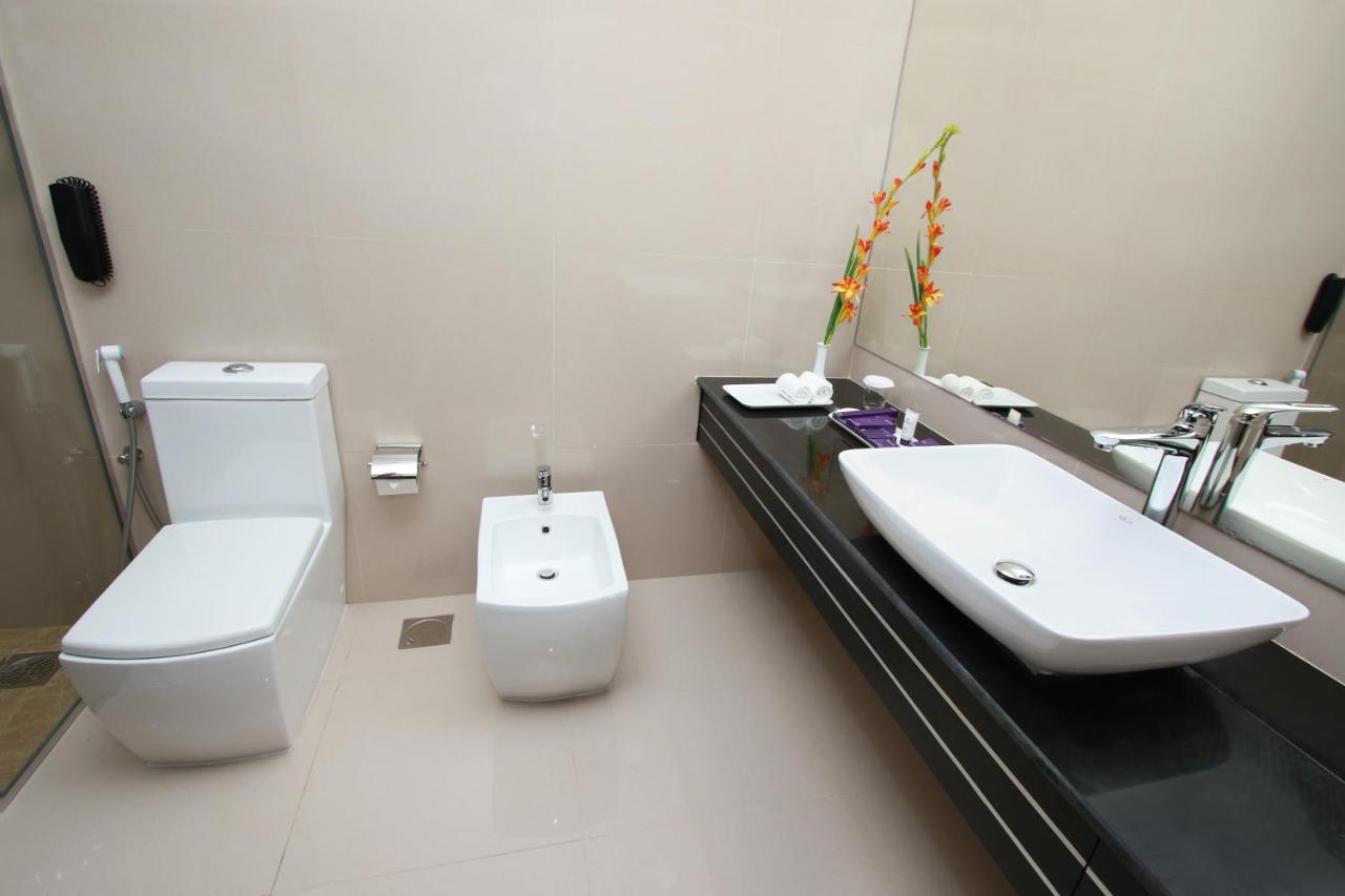 Park Regis Lotus Hotel photo