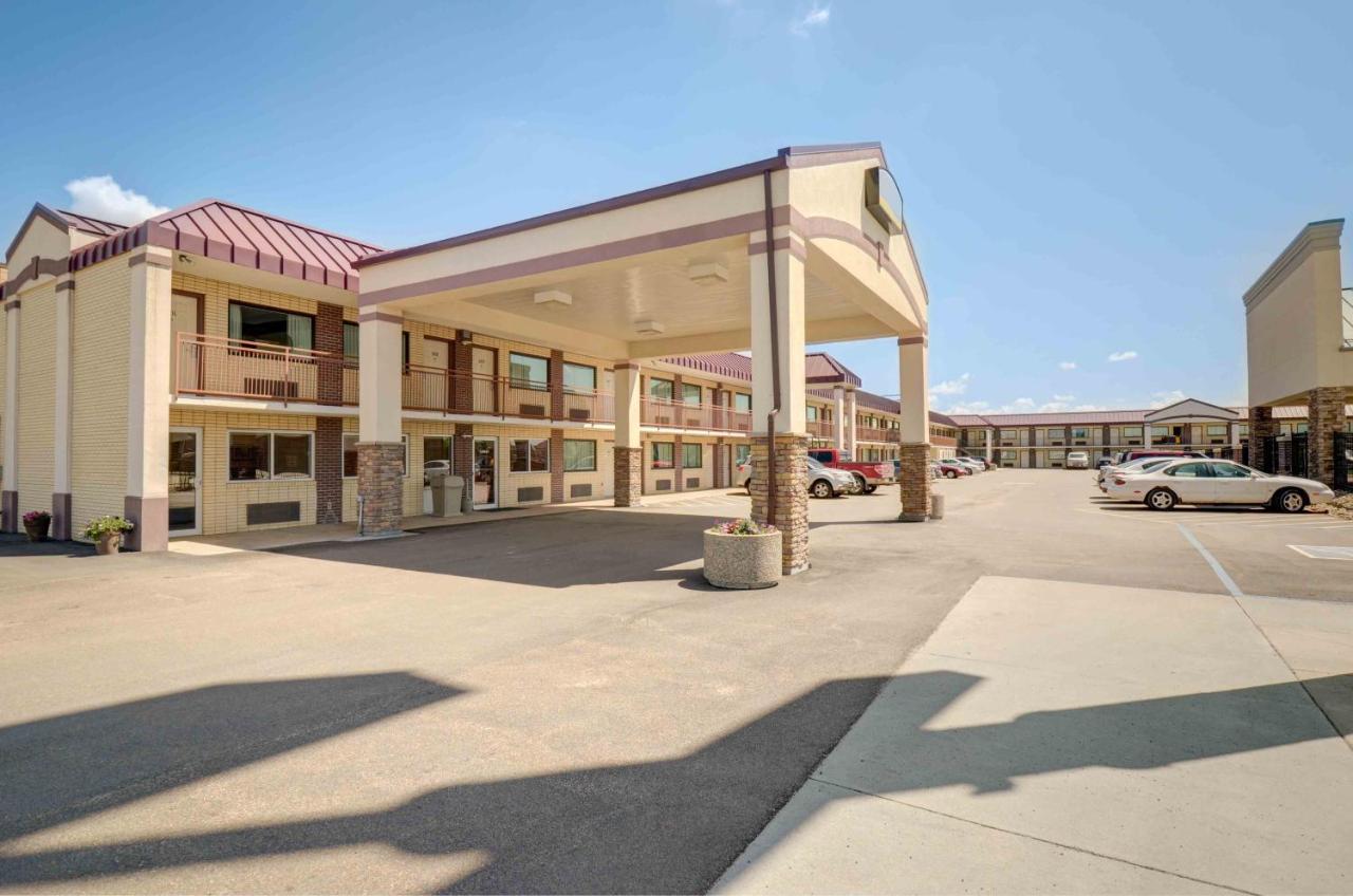 North Platte Inn and Suites — photo 6