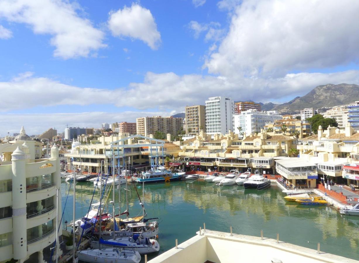 Apartamento Dentro De La Isla De Puerto Marina, Benalmádena ...