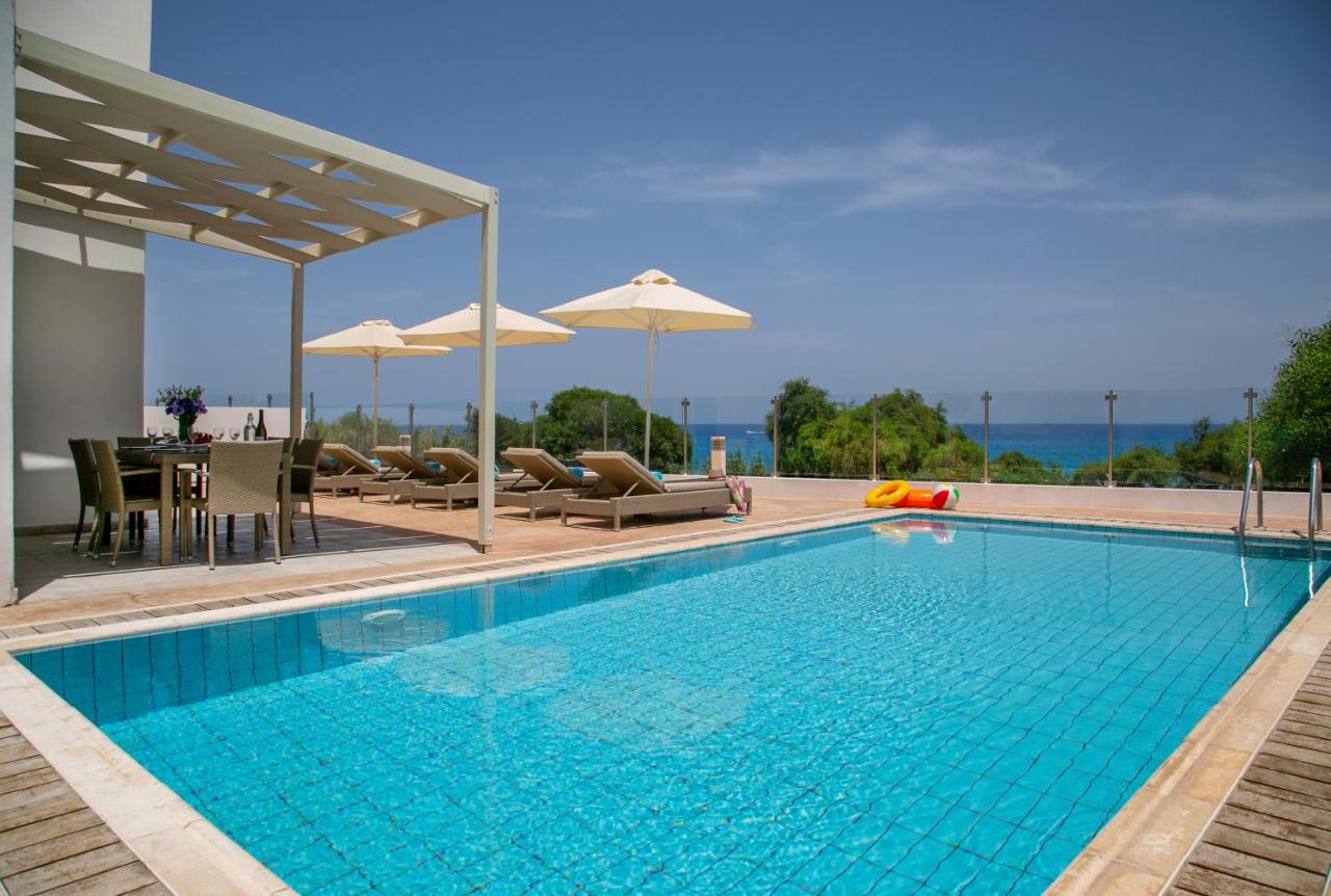 Althea Kalamies Luxury Villas photo