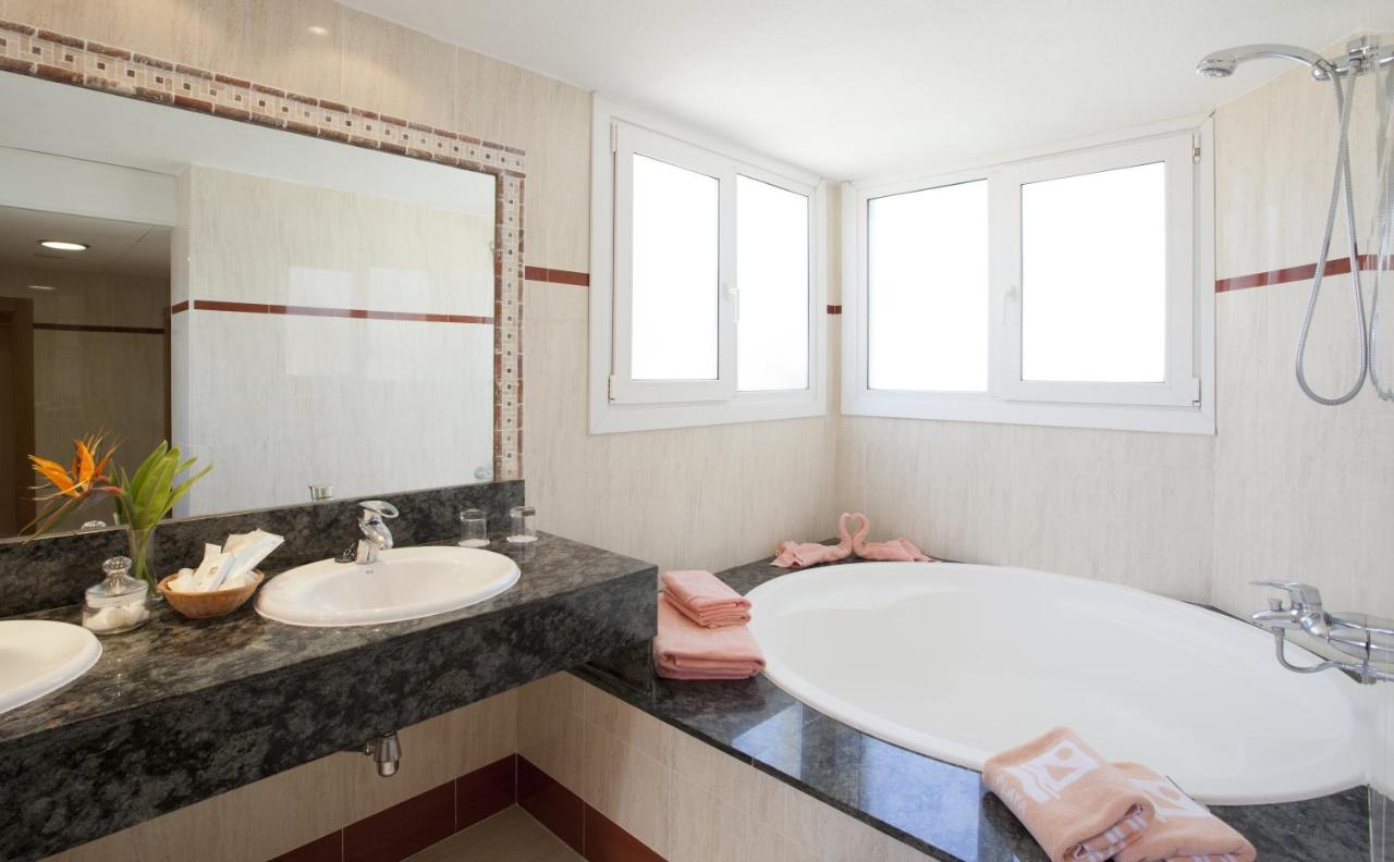 Playacapricho Hotel, Roquetas de Mar – Updated 2022 Prices