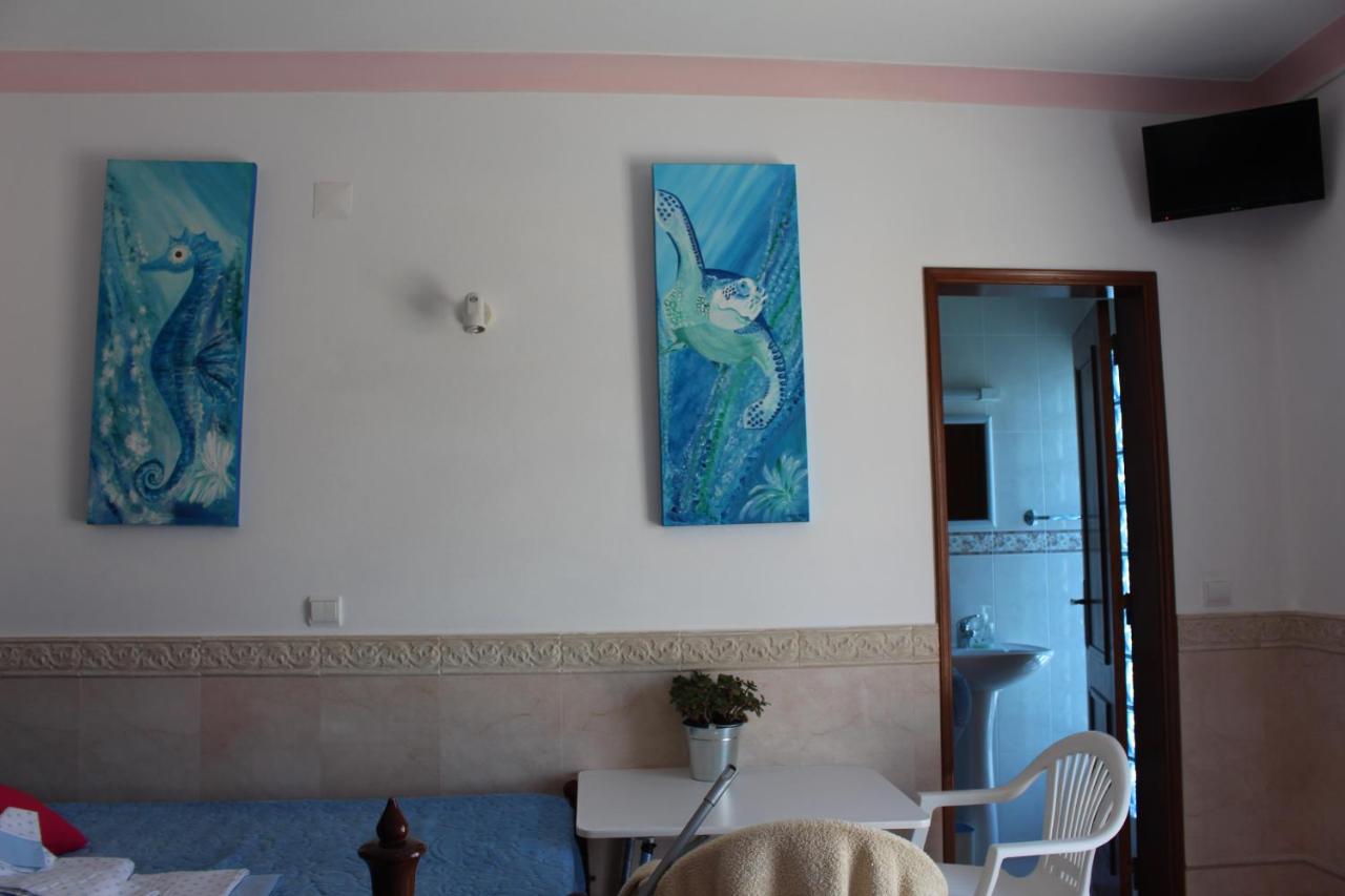 Sagres Sunny Room with private bathroom 300m from the beach - 5