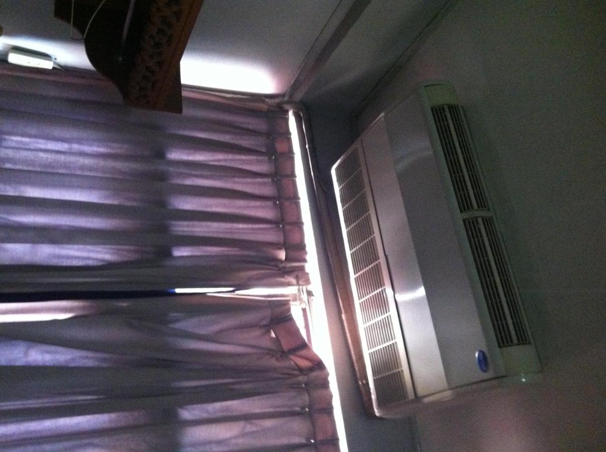 White Orchid Inn I - 3