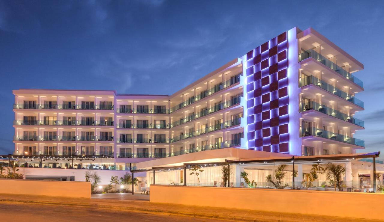 The Blue Ivy Hotel & Suites photo