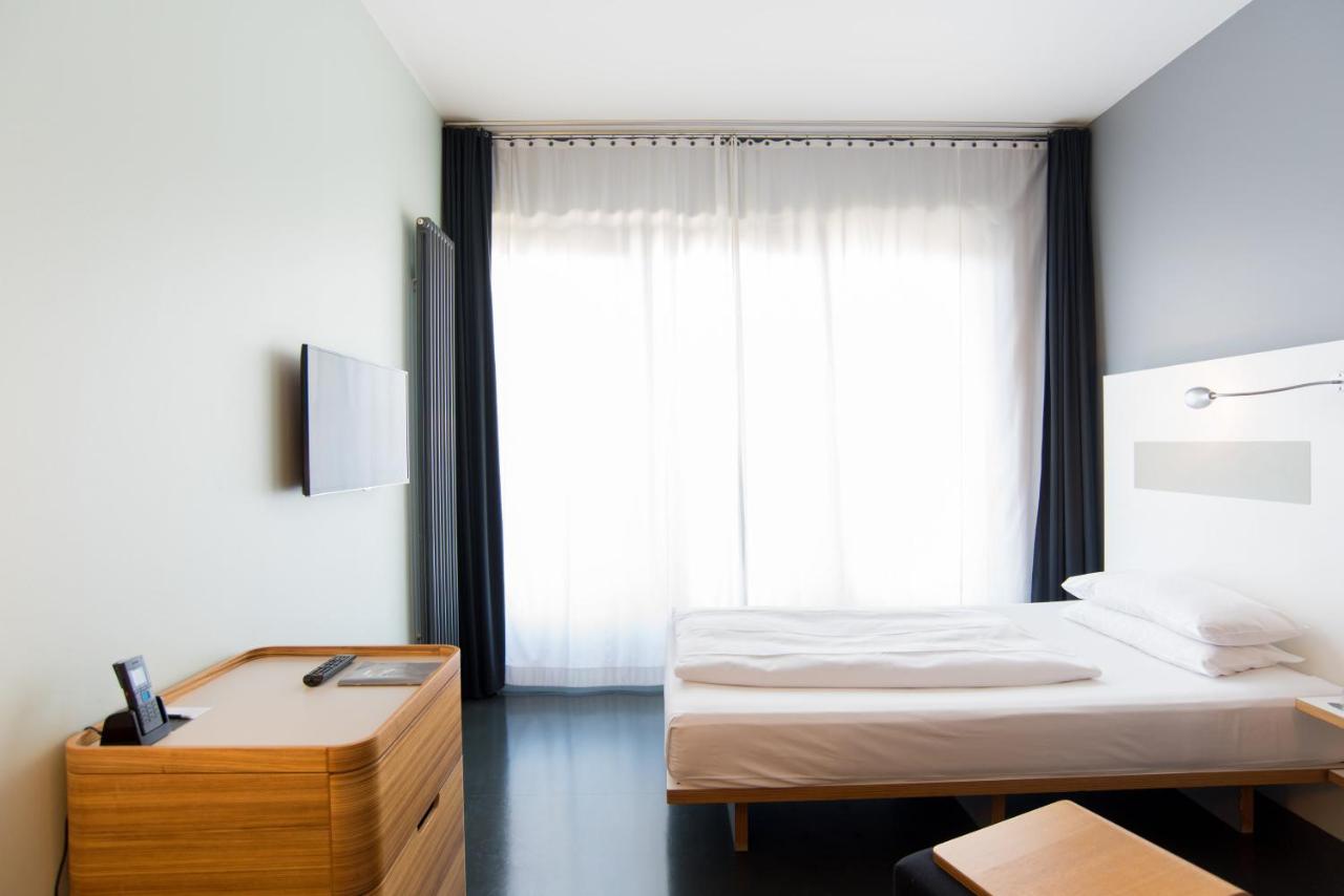 Ku'Damm 101 Hotel photo