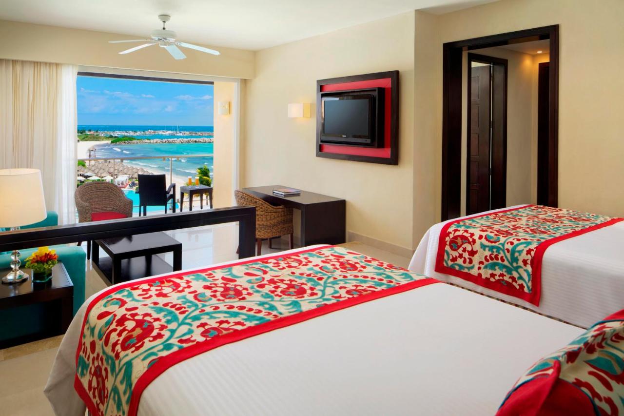 Dreams Jade Resort & Spa - All Inclusive photo