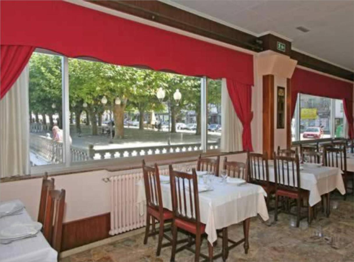 Hotel Nogallás (España Ordes) - Booking.com