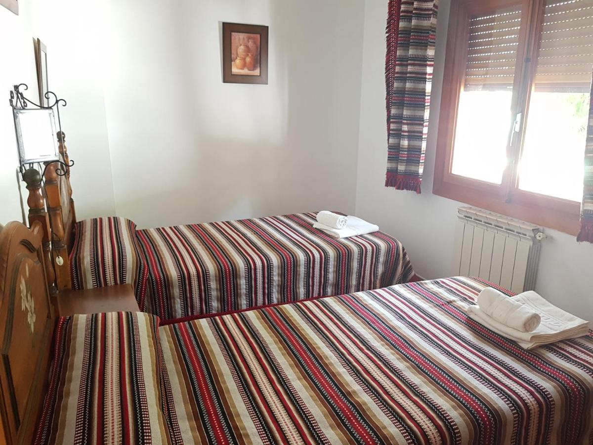 Apartamentos Turísticos Rural Los Tinaos, Bubión – Updated ...
