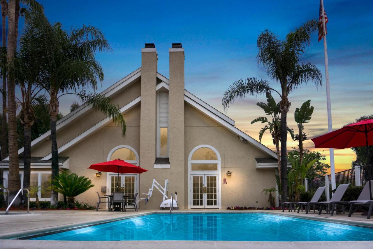 Chase Suites Brea-Fullerton - North Orange County — photo 12