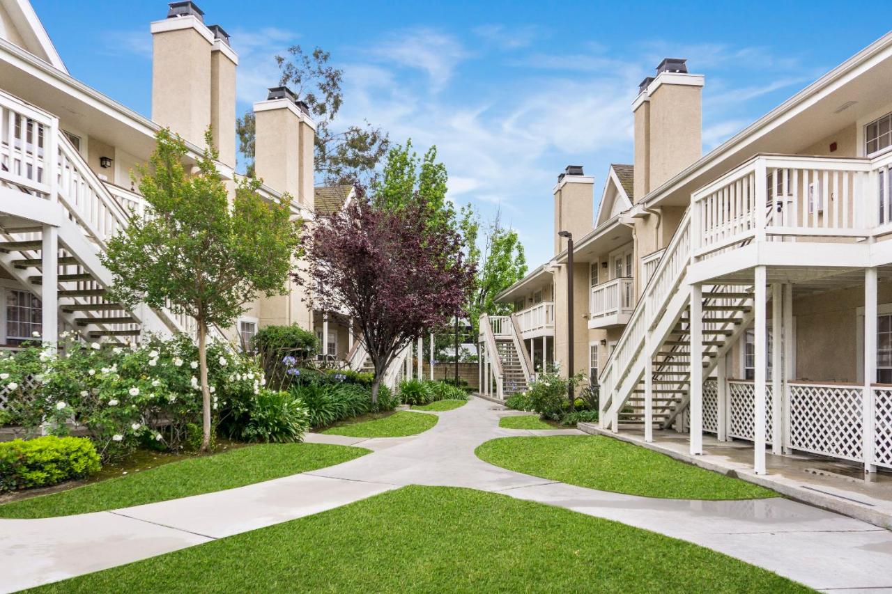 Chase Suites Brea-Fullerton - North Orange County — photo 14