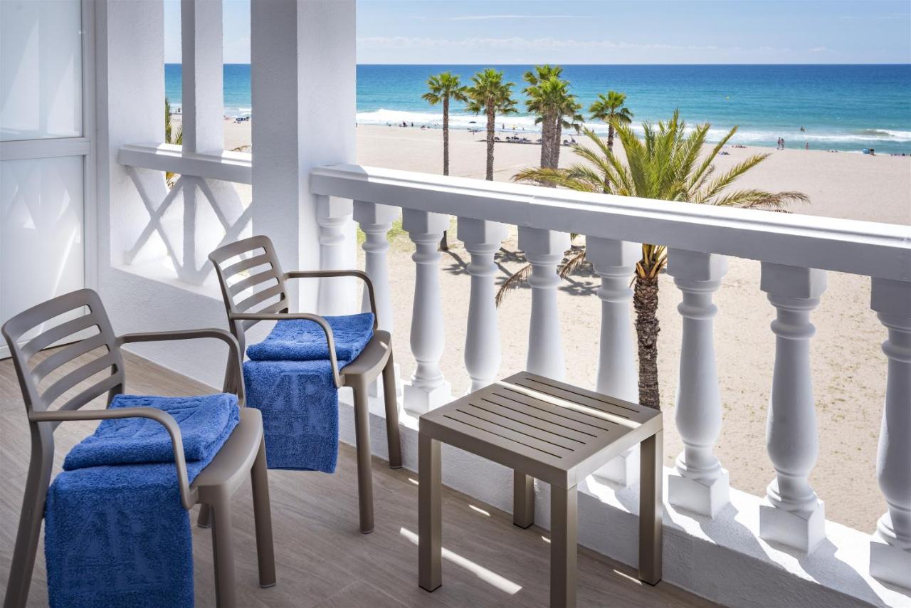 Hoteles con pensión completa en Comarruga, Tarragona