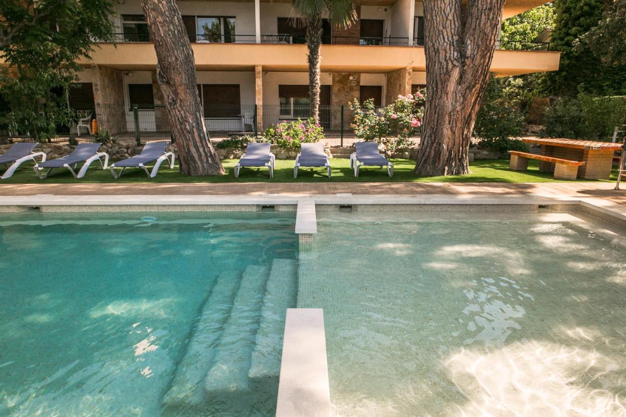 RVHotels Apartamentos Benelux, Castell-Platja dAro ...