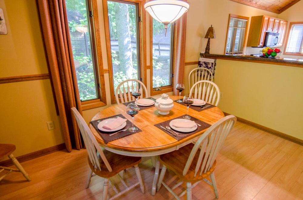Asheville Cabins of Willow Winds — photo 23