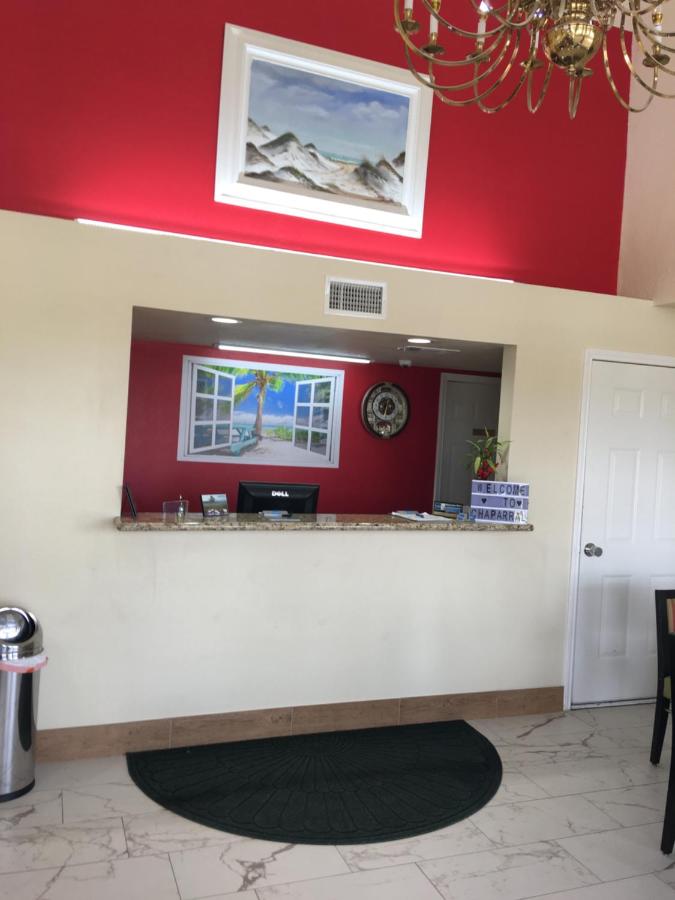 Bay Motel — photo 24