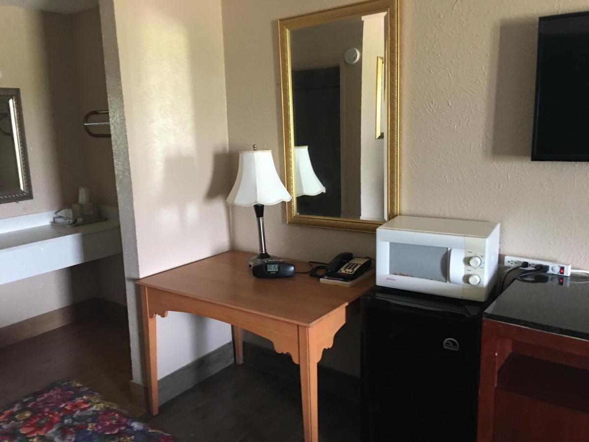Bay Motel — photo 19