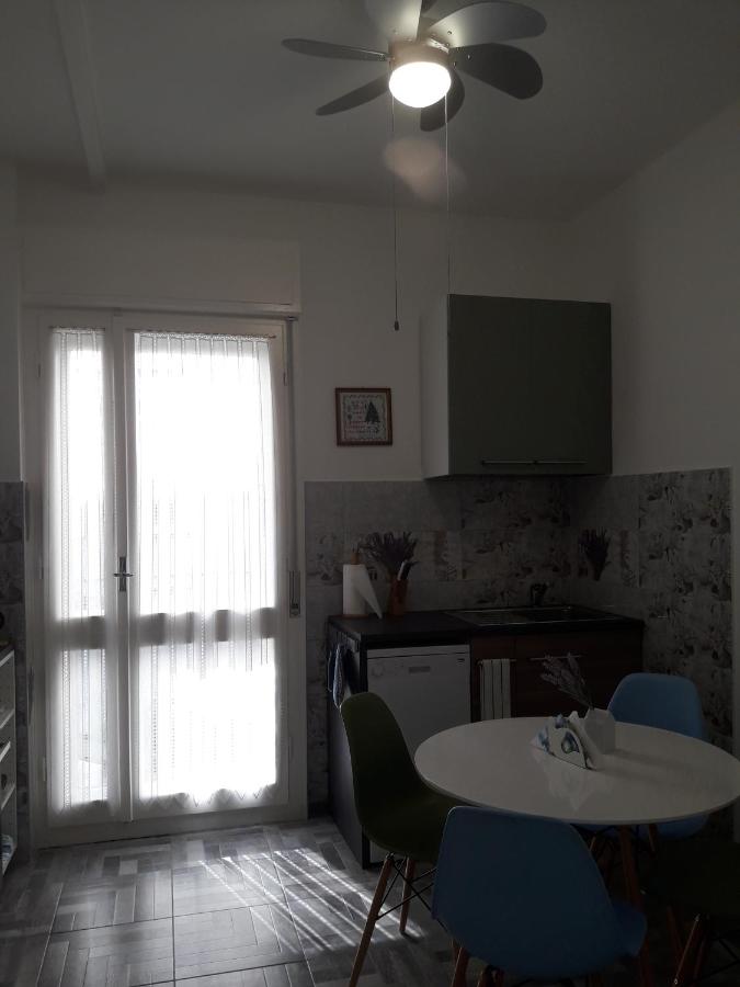 Happy Holidays Welcome - 5