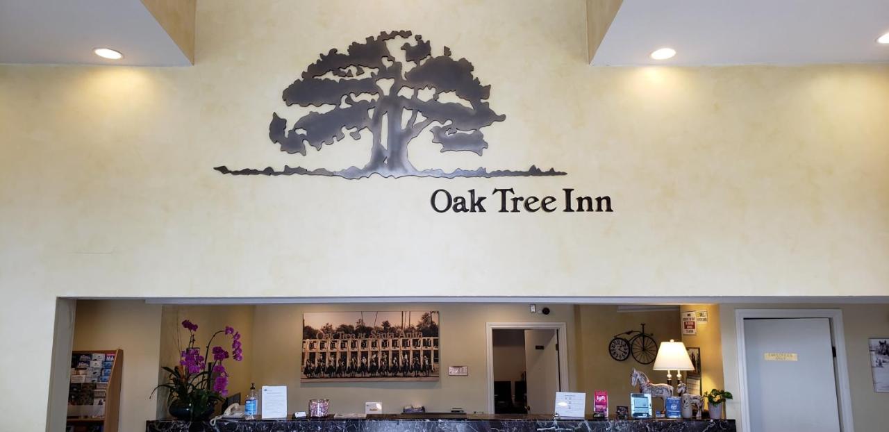 Oak Tree Inn — photo 17