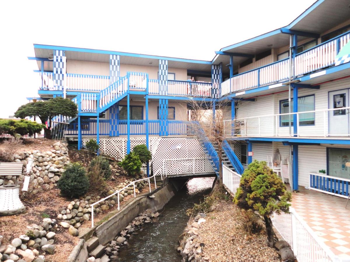 Фото Blue Stream Motel