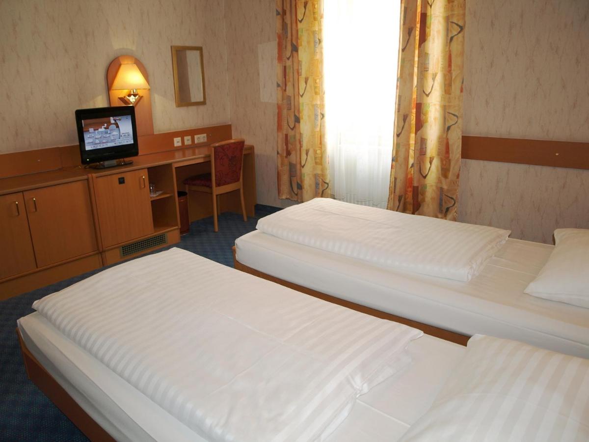 Hotel Admiral photo