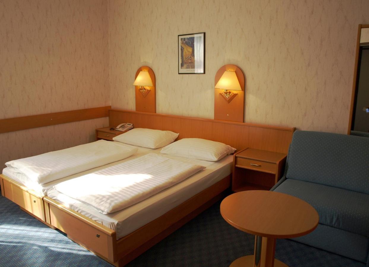 Hotel Admiral photo