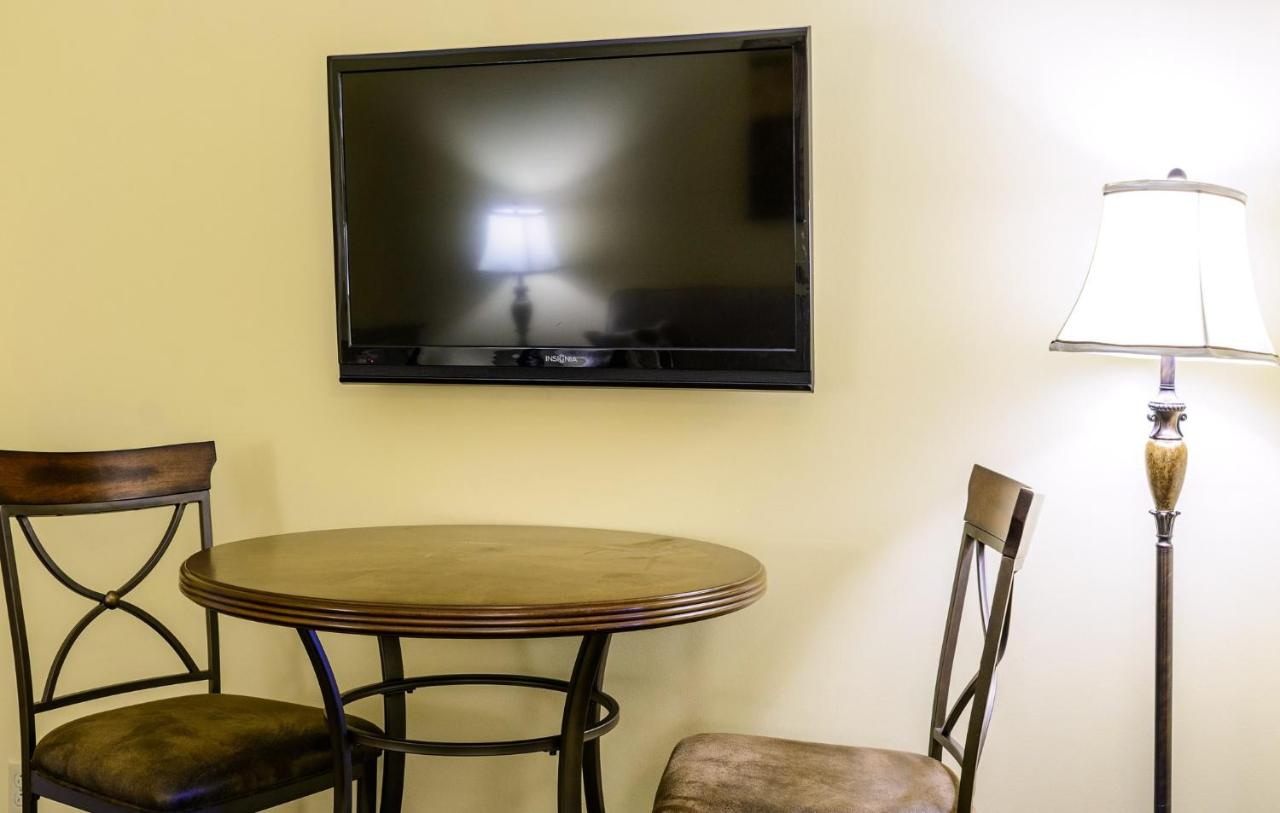 Asbury Inn & Suites — photo 22