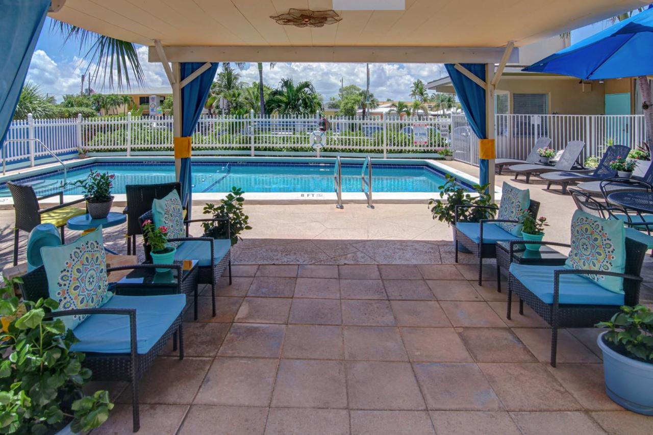 Castle by the Sea Motel — photo 15