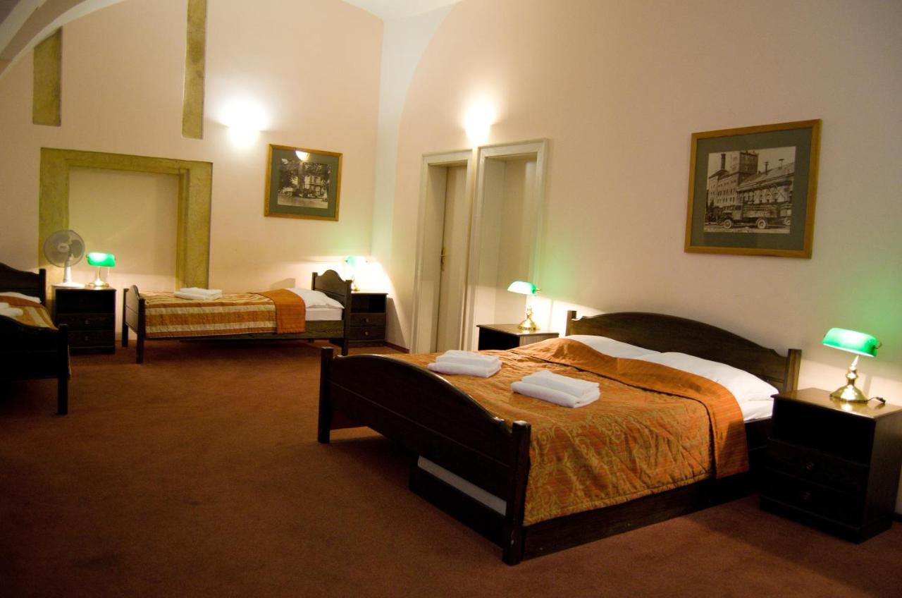 U Medvidku-Brewery Hotel photo