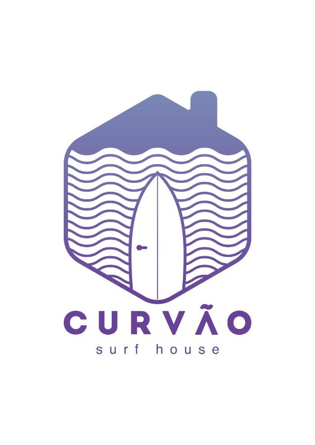 Image: Curvão Surf House