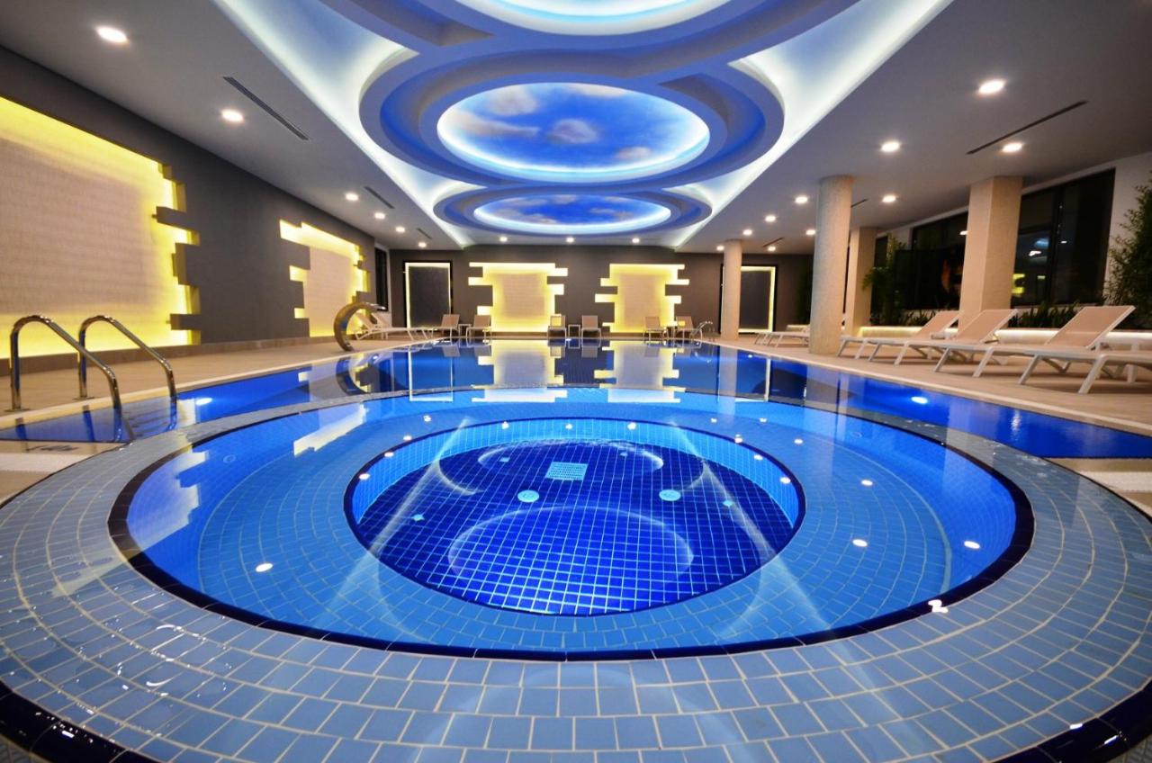 Heated swimming pool: Konak seaside Tower-King's apartments