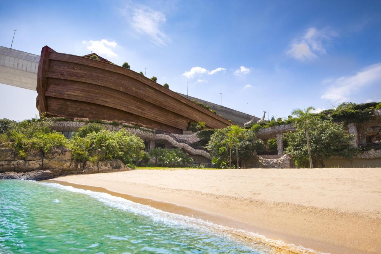 Image: Noah’s Ark Hotel & Resort