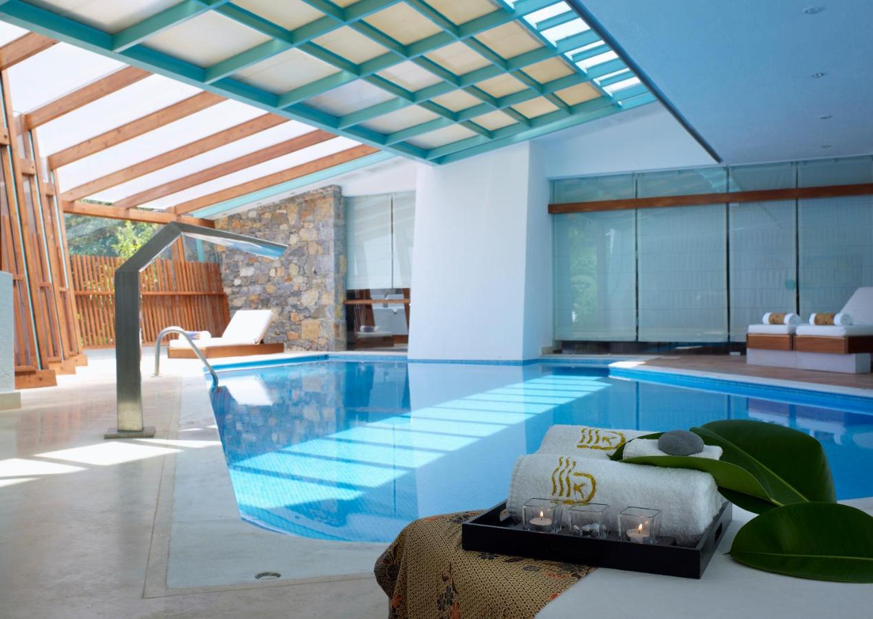 Heated swimming pool: St. Nicolas Bay Resort Hotel & Villas