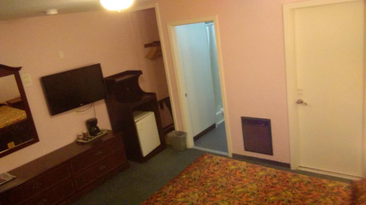 El Rancho Motel — photo 7