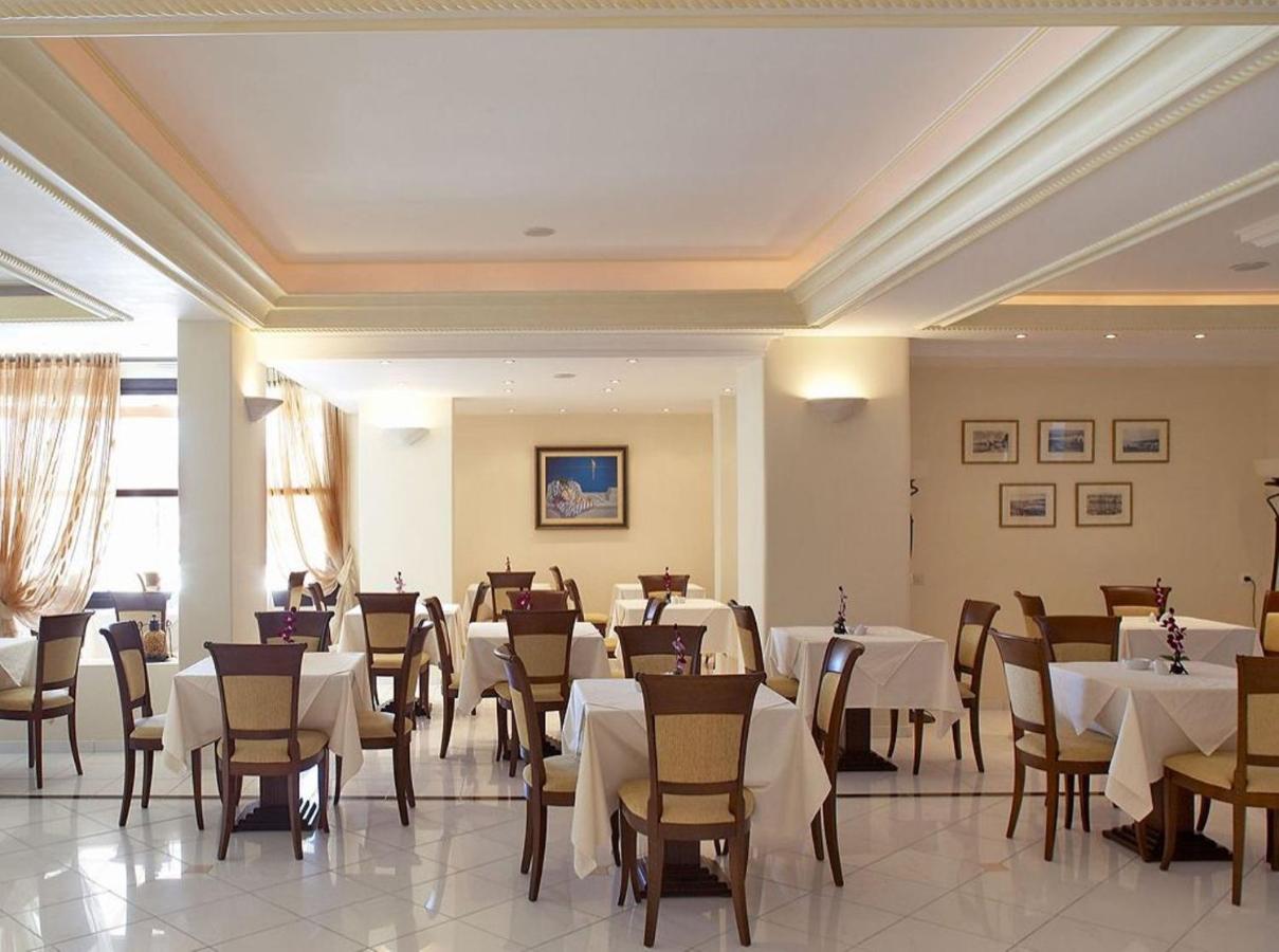 Grand Beach Hotel - 5