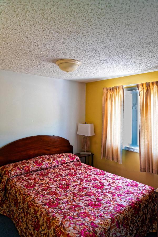 Leeper's Motel — photo 14
