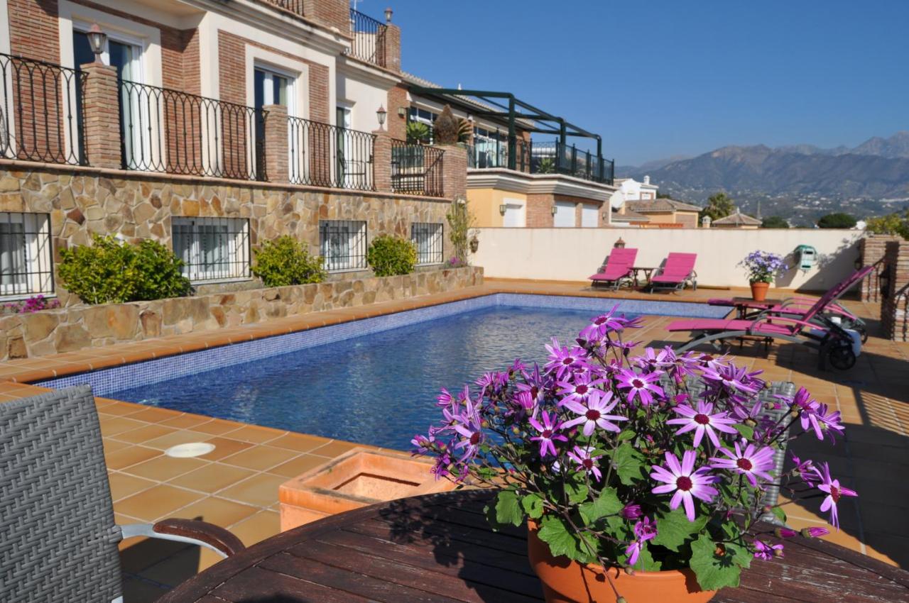 Welcome Inn Nerja guest house Luxury Bed & Breakfast, Nerja ...