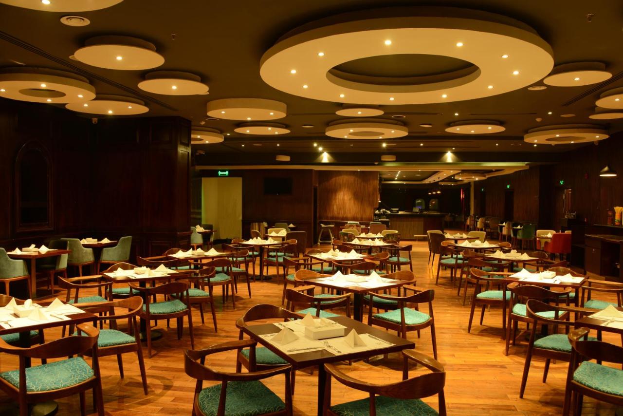 Premier Hotel photo