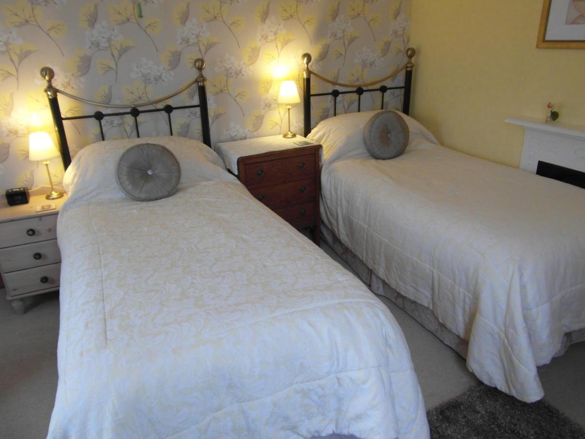 Anton Guest House B&B; - Laterooms