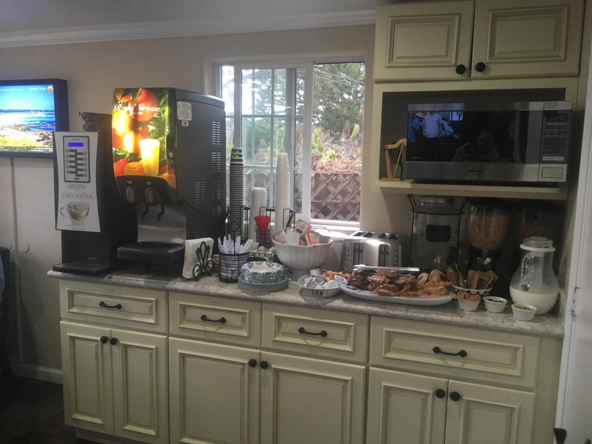 Sunset Inn Pacific Grove — photo 17