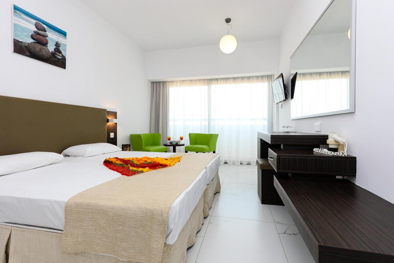 Christofinia Hotel photo